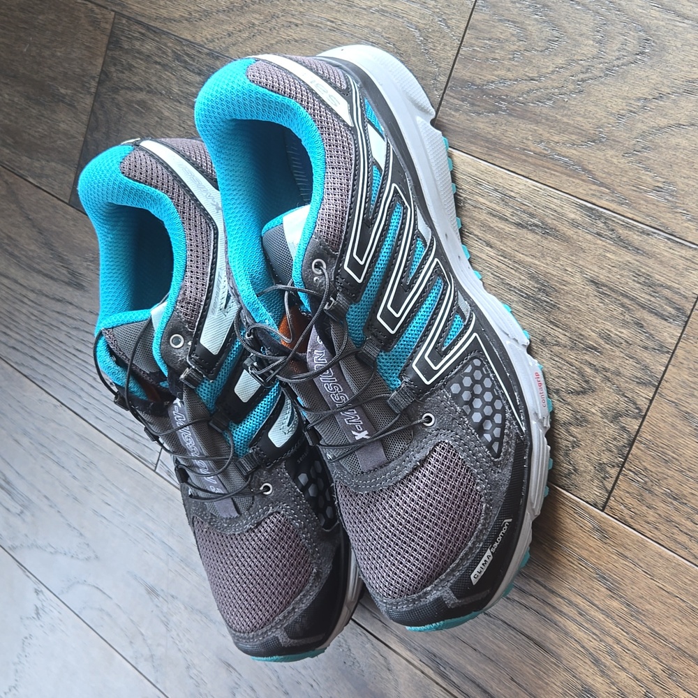 Salomon Xmission 3 CS trail shoes